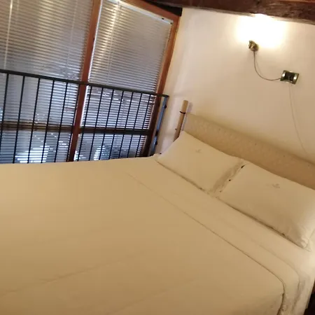 Appartamento Lirios Centro Storico Ferrara